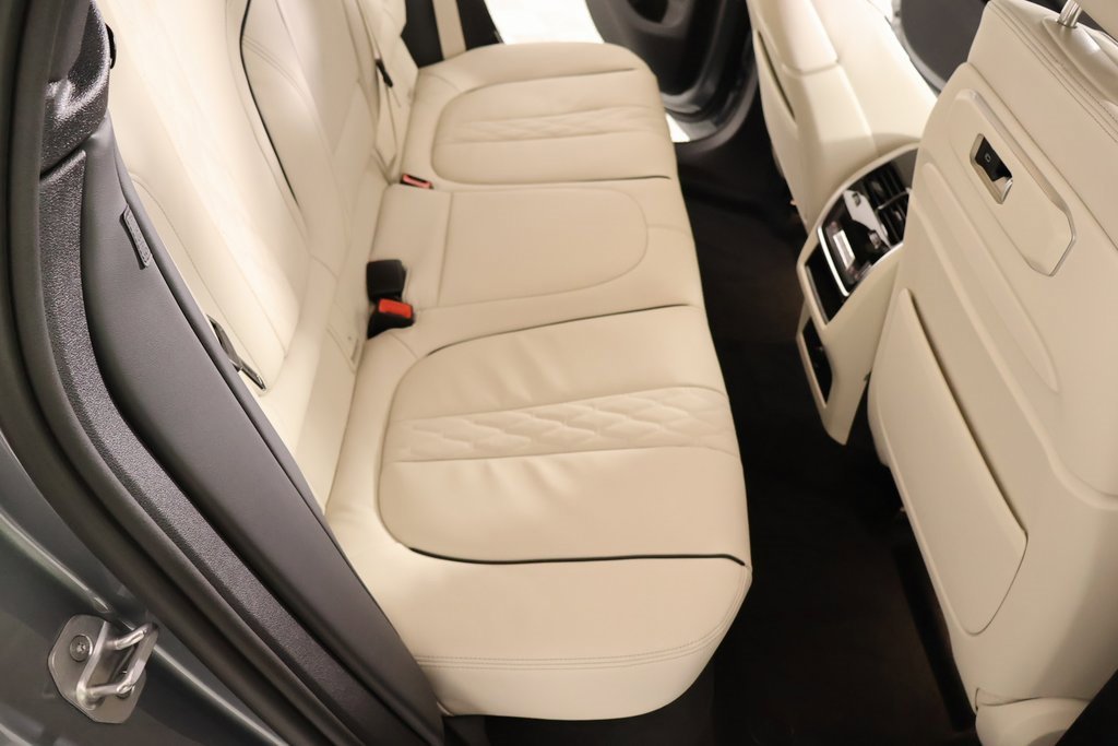 New 2026 BMW X6 xDrive40i w/ Executive Package image 15