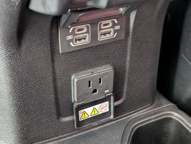 Used 2021 Jeep Gladiator Rubicon AWD/4WD image 25