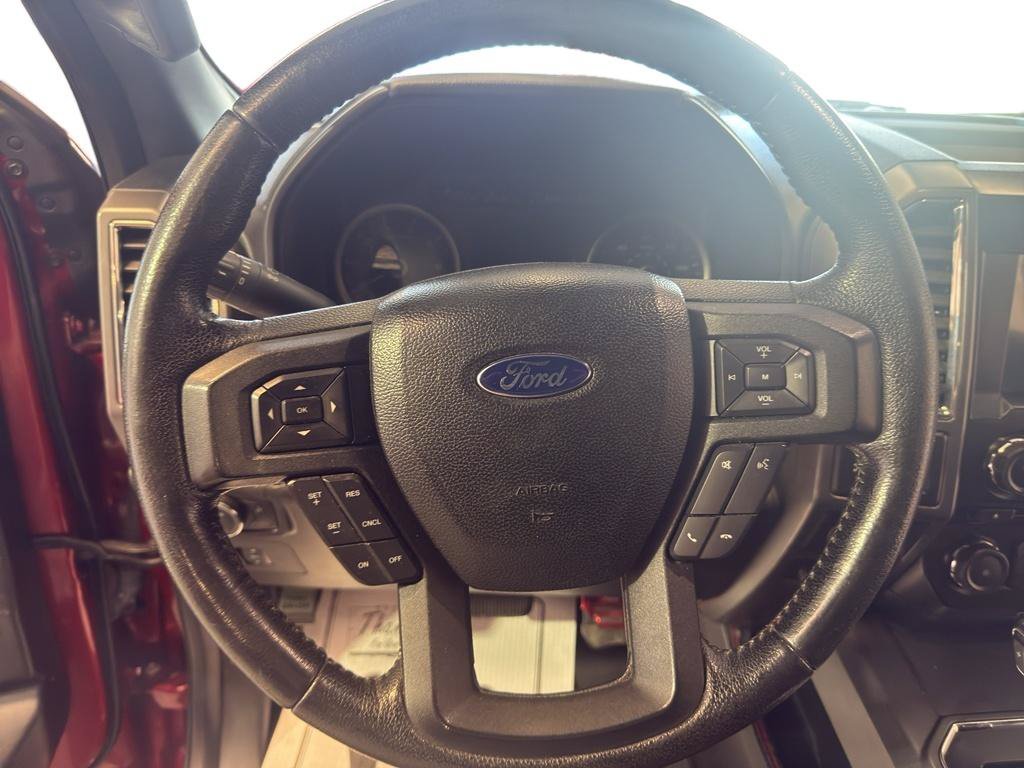 Used 2016 Ford F150 XLT w/ Equipment Group 302A Luxury AWD/4WD image 17