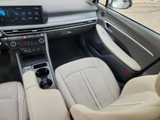 Used 2025 Hyundai Sonata SEL FWD image 14