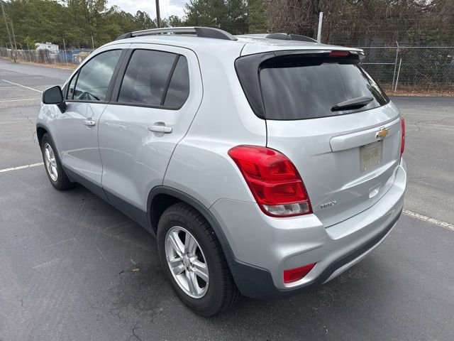 Used 2021 Chevrolet Trax LT w/ LT Convenience Package image 3