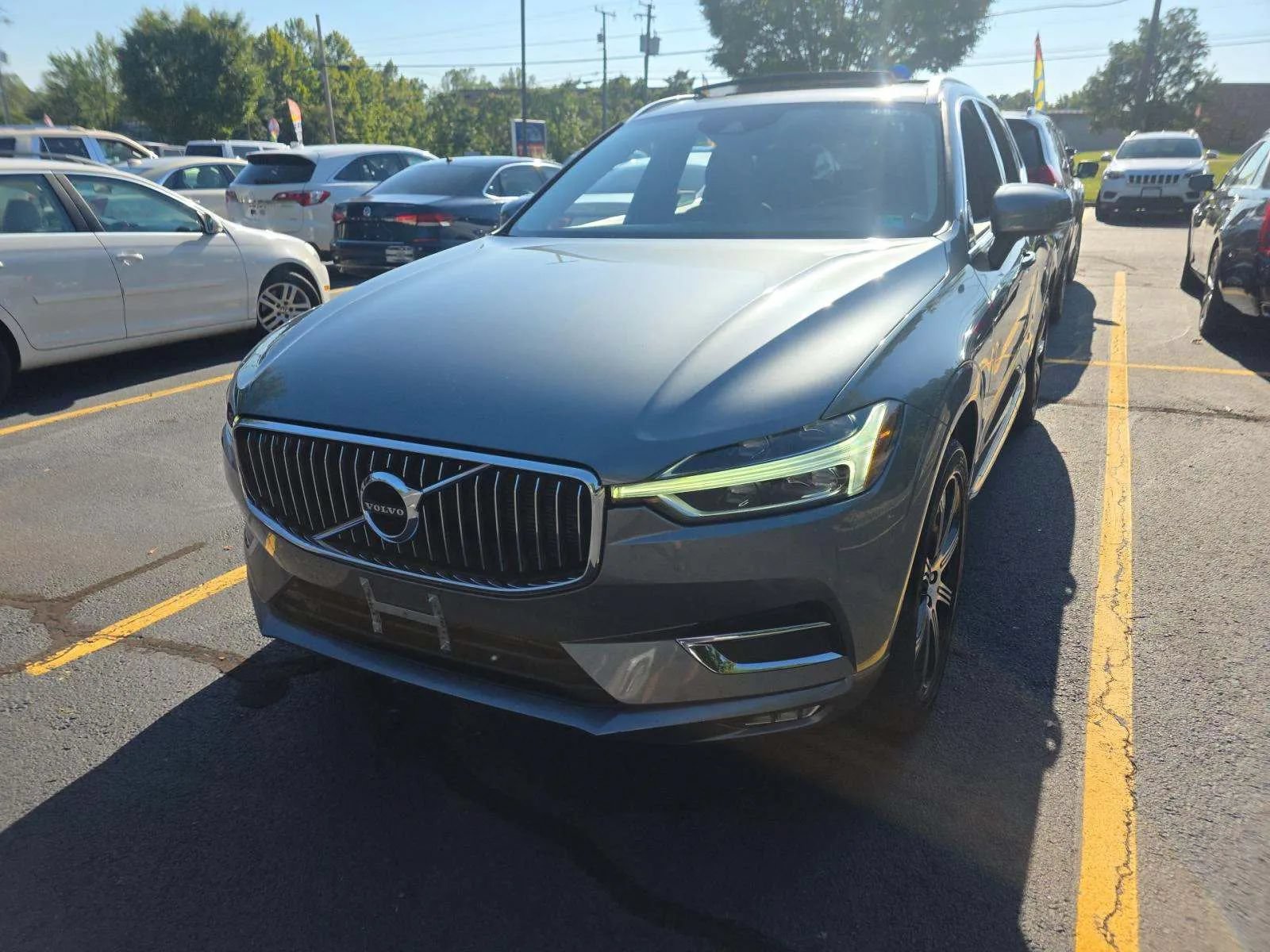 Used 2020 Volvo XC60 T5 Inscription w/ Protection Package Premier FWD image 1