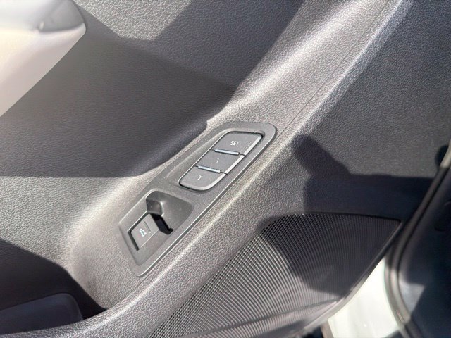 Used 2023 Audi Q3 2.0T Premium w/ Convenience Package AWD/4WD image 20