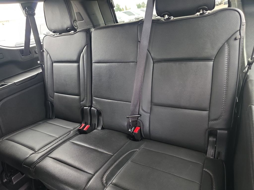 Used 2022 GMC Yukon XL Denali AWD/4WD image 18