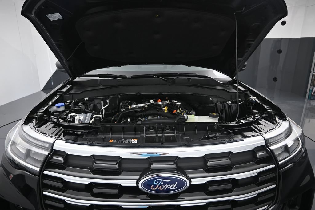 New 2026 Ford Explorer Active w/ Active Comfort Package RWD image 28