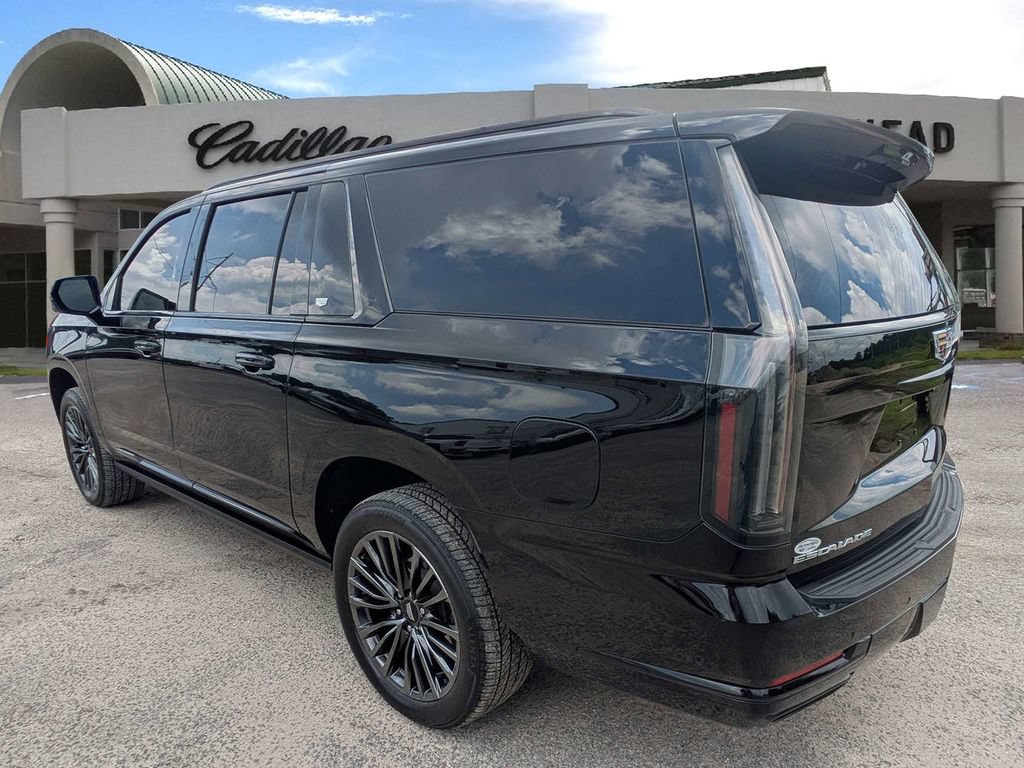 Certified 2025 Cadillac Escalade ESV Sport Platinum AWD/4WD image 4