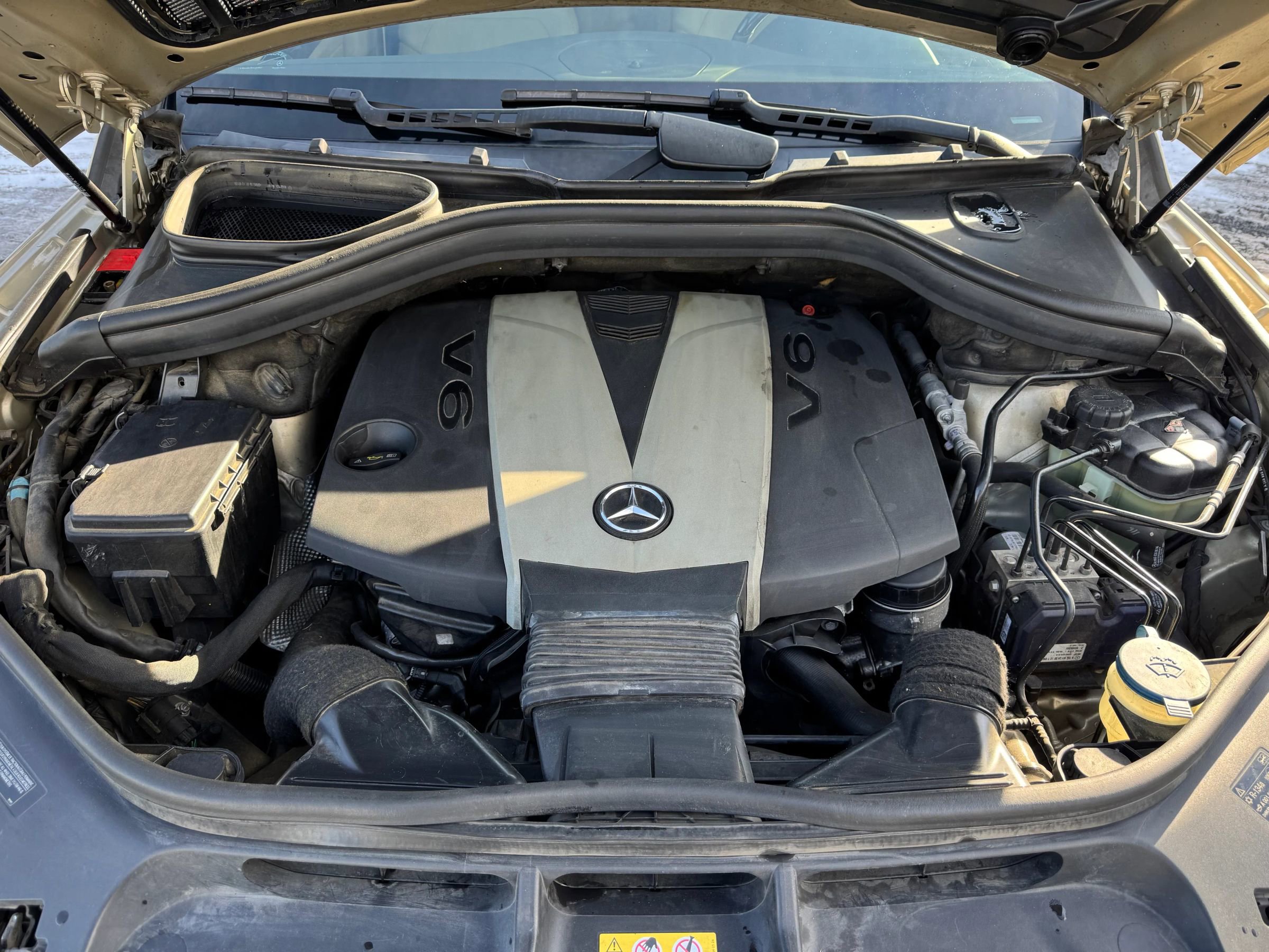 Used 2012 Mercedes-Benz ML 350 BlueTEC 4MATIC image 8