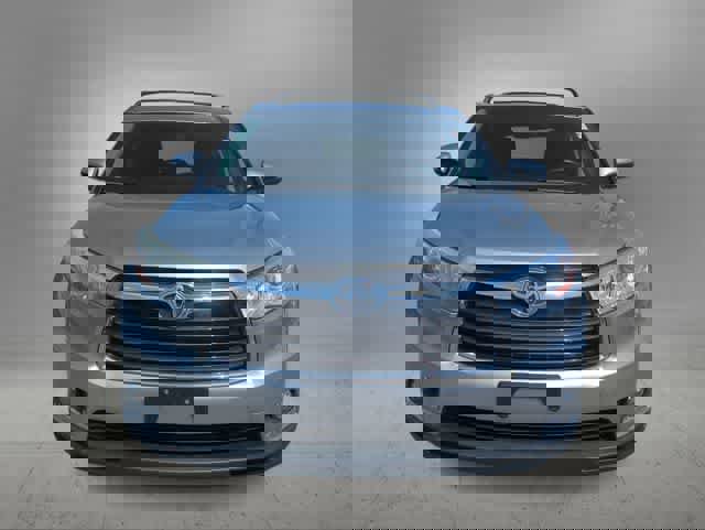 Used 2016 Toyota Highlander Limited image 3