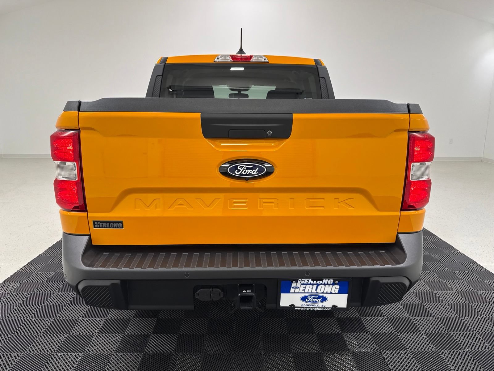 New 2026 Ford Maverick XL w/ 4K Tow Package AWD/4WD image 7