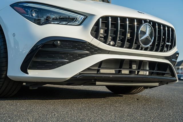 New 2025 Mercedes-Benz CLA 35 AMG 4MATIC image 13