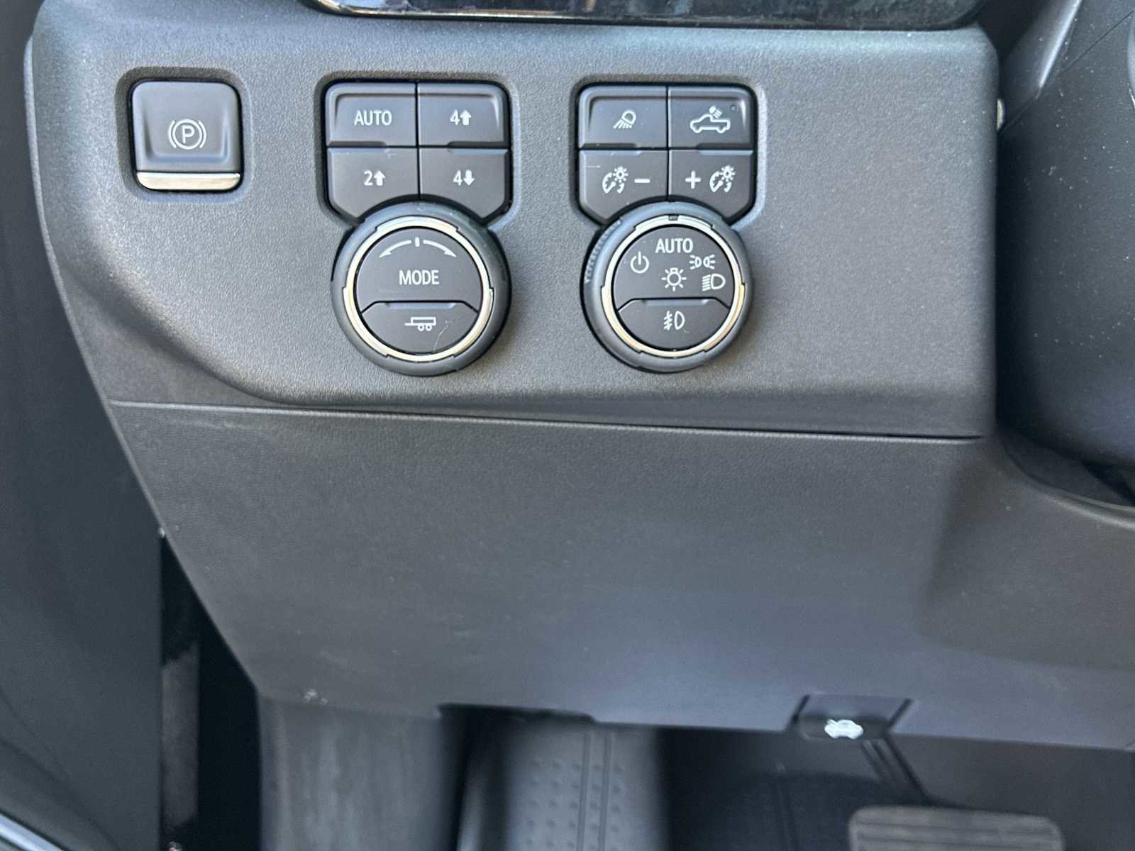 Certified 2022 Chevrolet Silverado 1500 High Country w/ High Country Premium Package image 17