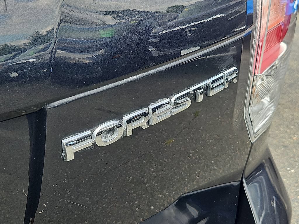 Used 2018 Subaru Forester 2.5i w/ Alloy Wheel Package AWD/4WD image 12
