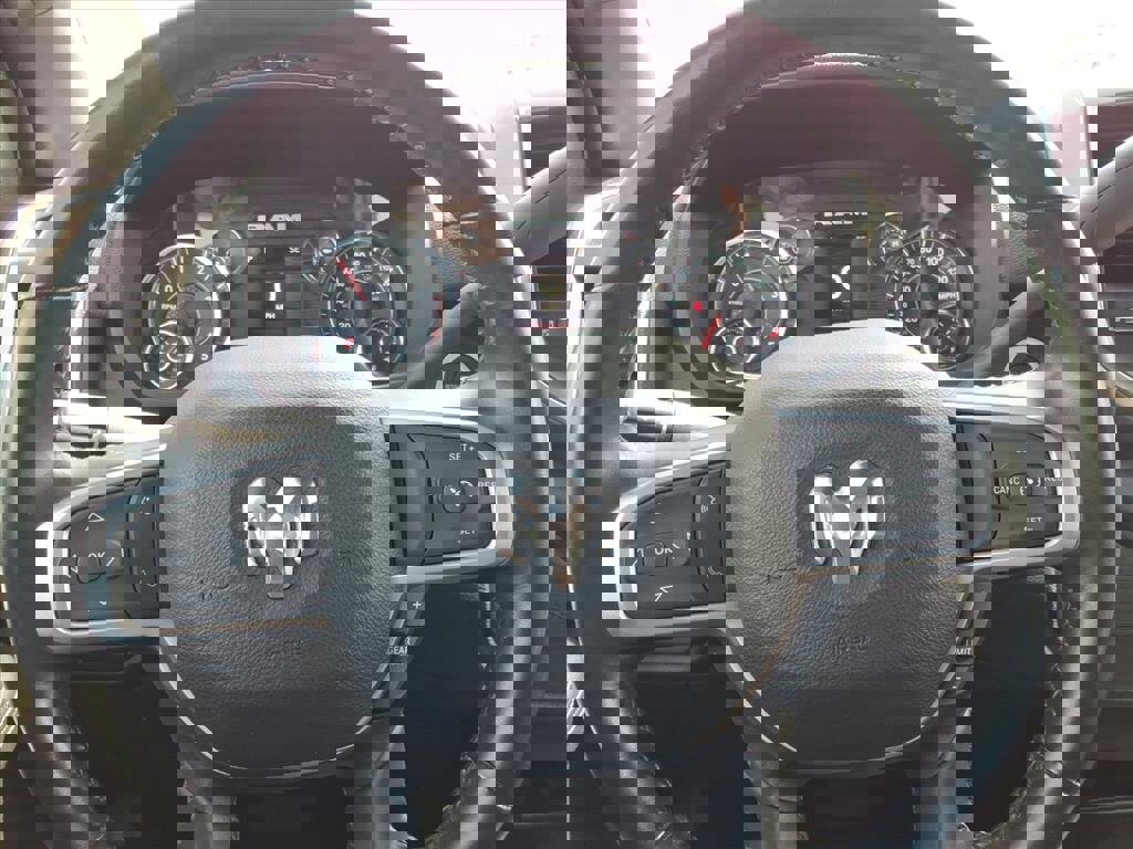 Used 2024 RAM 2500 Big Horn image 32