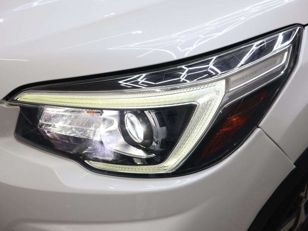 Used 2020 Subaru Forester Touring AWD/4WD image 30