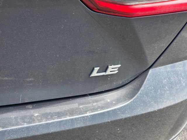 Used 2025 Toyota Camry LE image 11