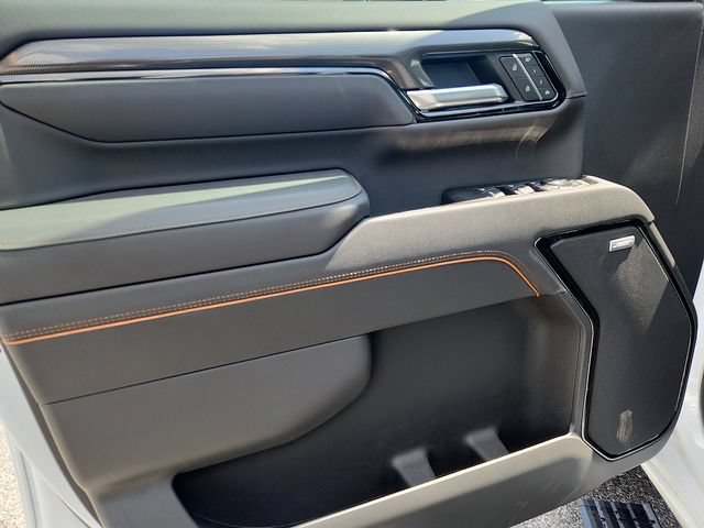 New 2026 GMC Sierra 2500 AT4 w/ AT4 Premium Plus Package AWD/4WD image 8