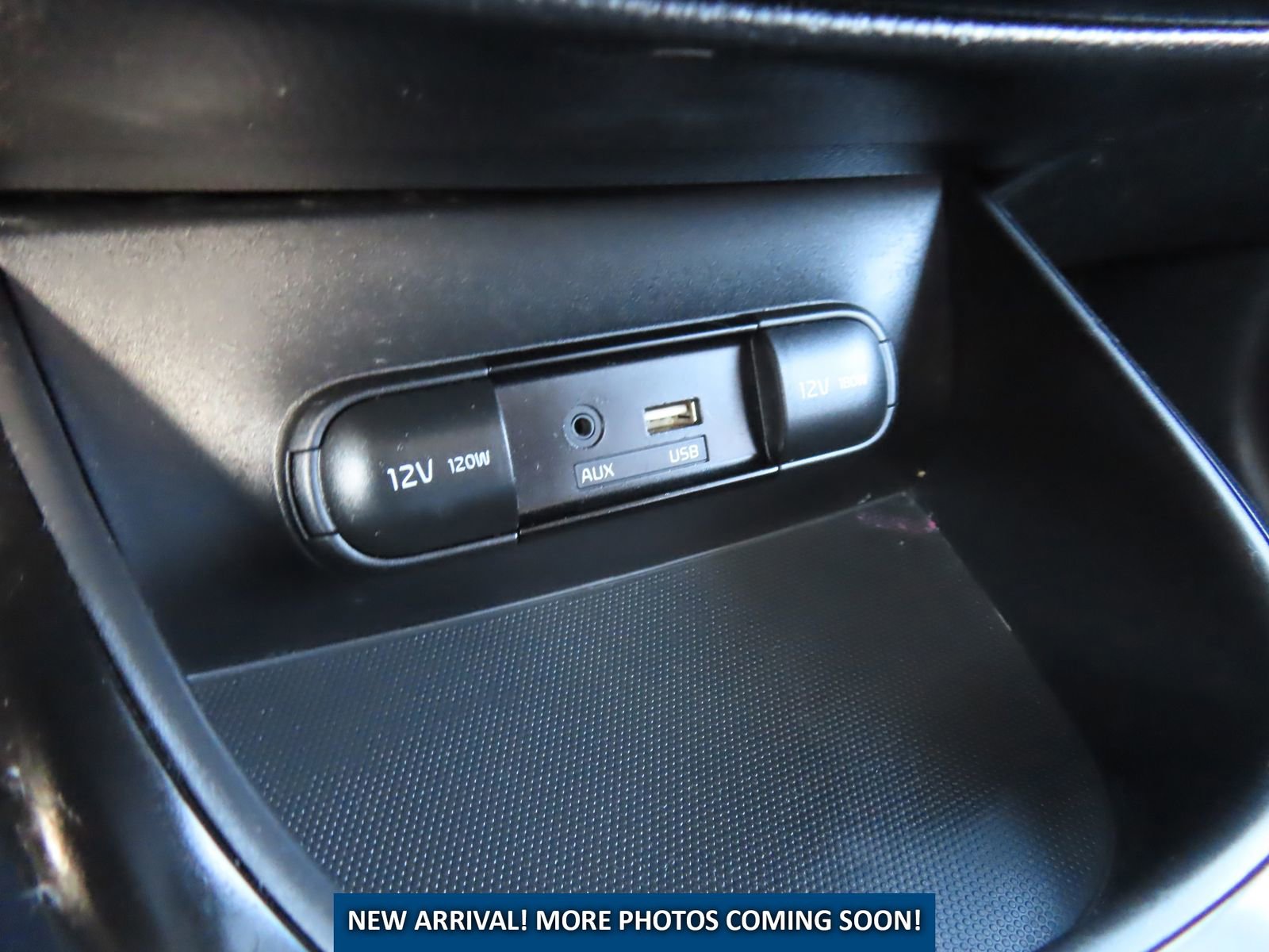 Used 2016 Kia Soul image 11