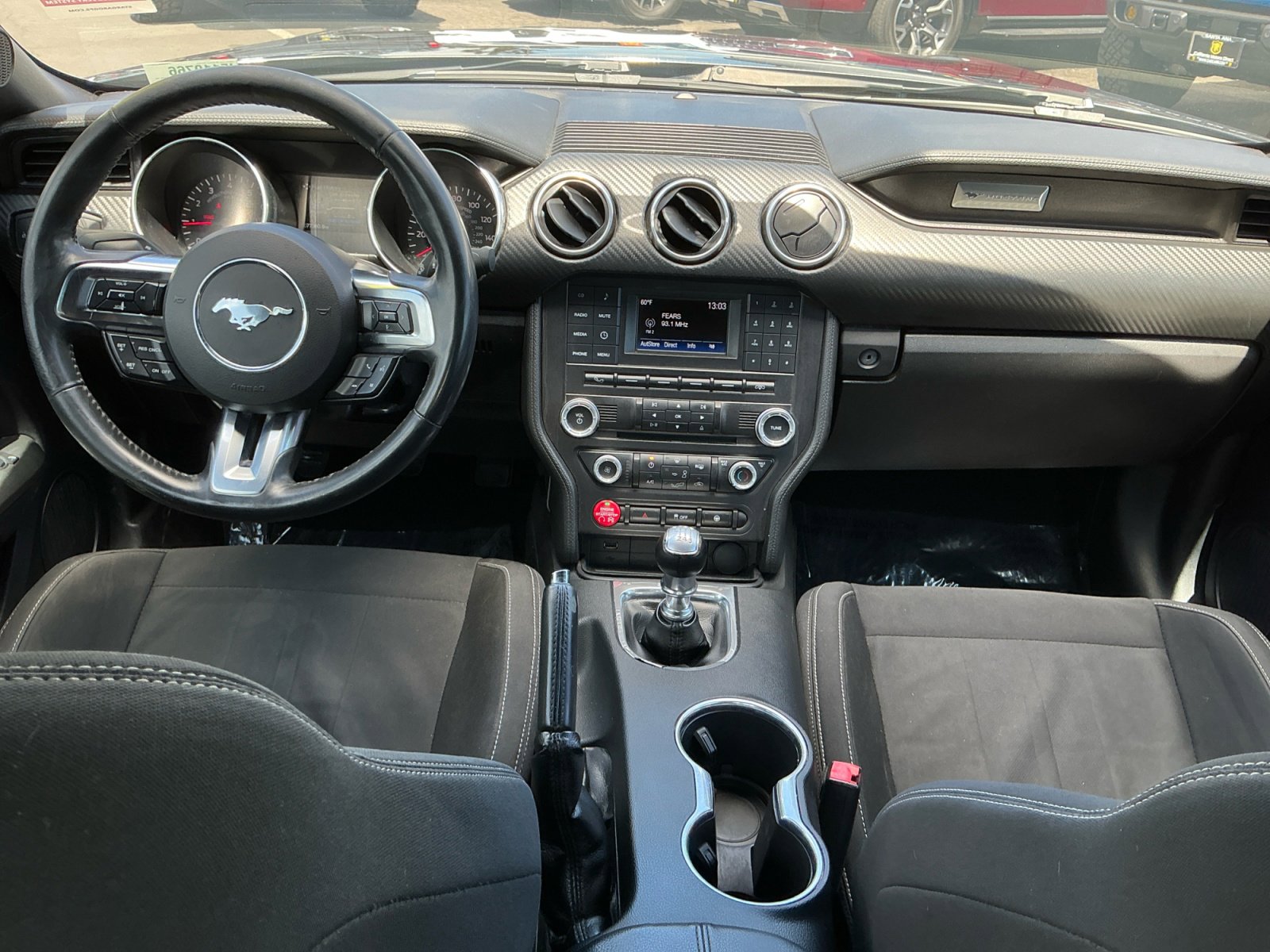 Used 2018 Ford Mustang Coupe RWD image 14
