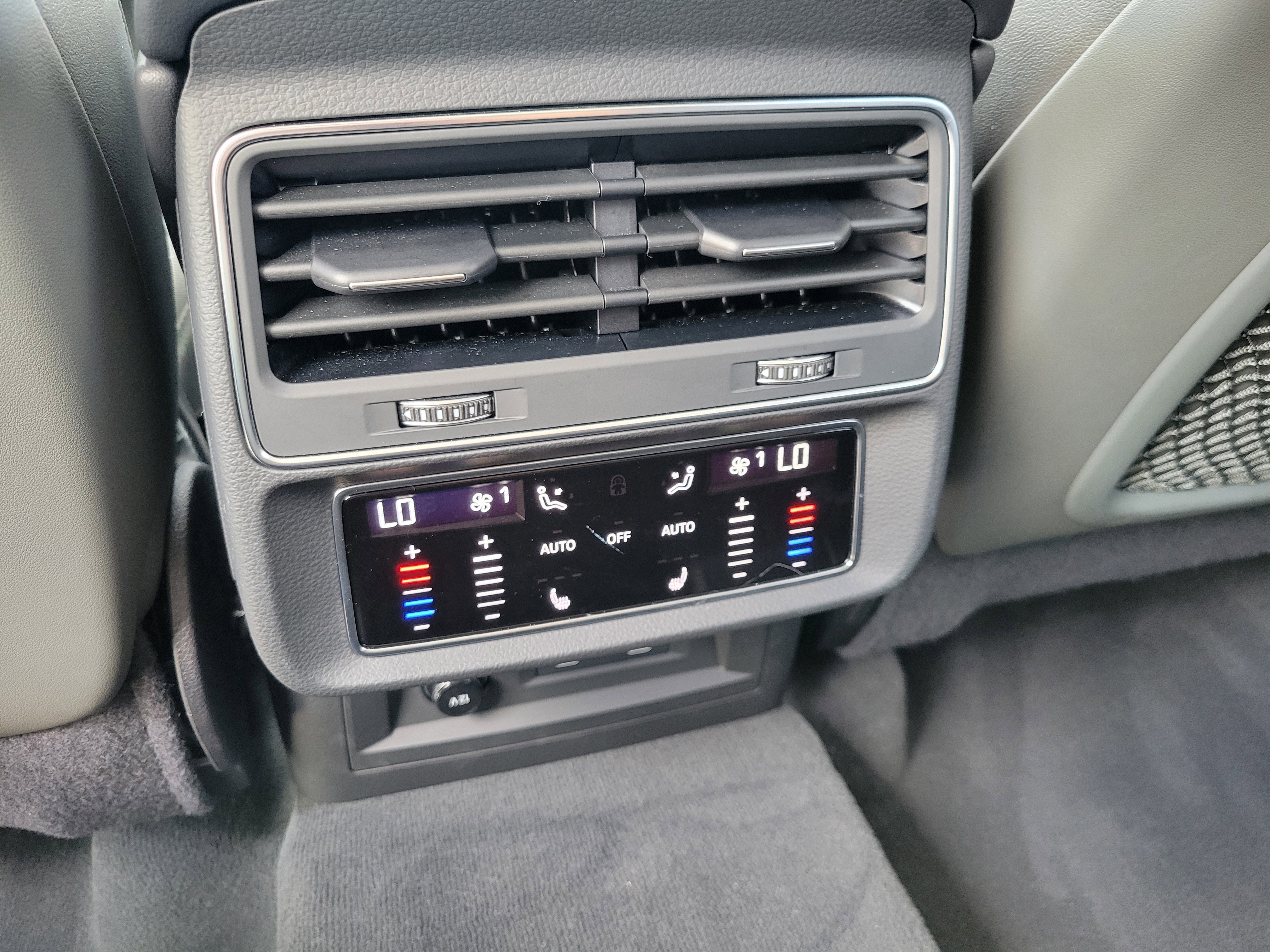 Certified 2025 Audi Q7 2.0T Premium Plus w/ Premium Plus Package image 15