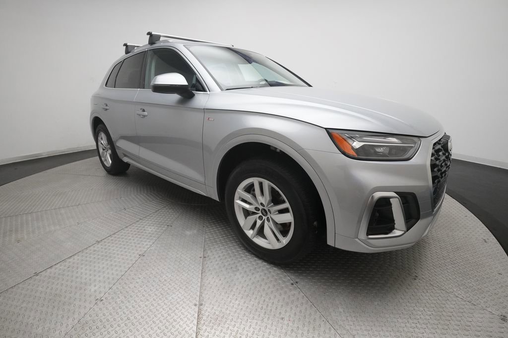 Used 2023 Audi Q5 2.0T Premium w/ Convenience Package AWD/4WD image 38
