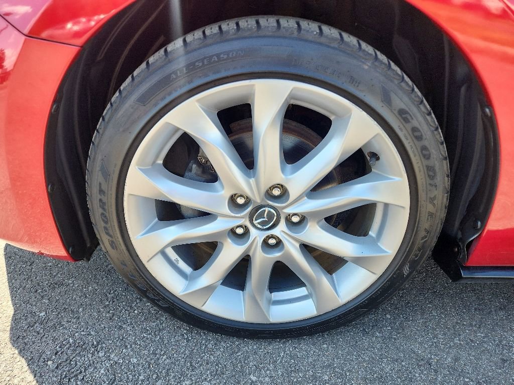 Used 2016 MAZDA MAZDA3 s Grand Touring w/ Technology Package FWD image 9