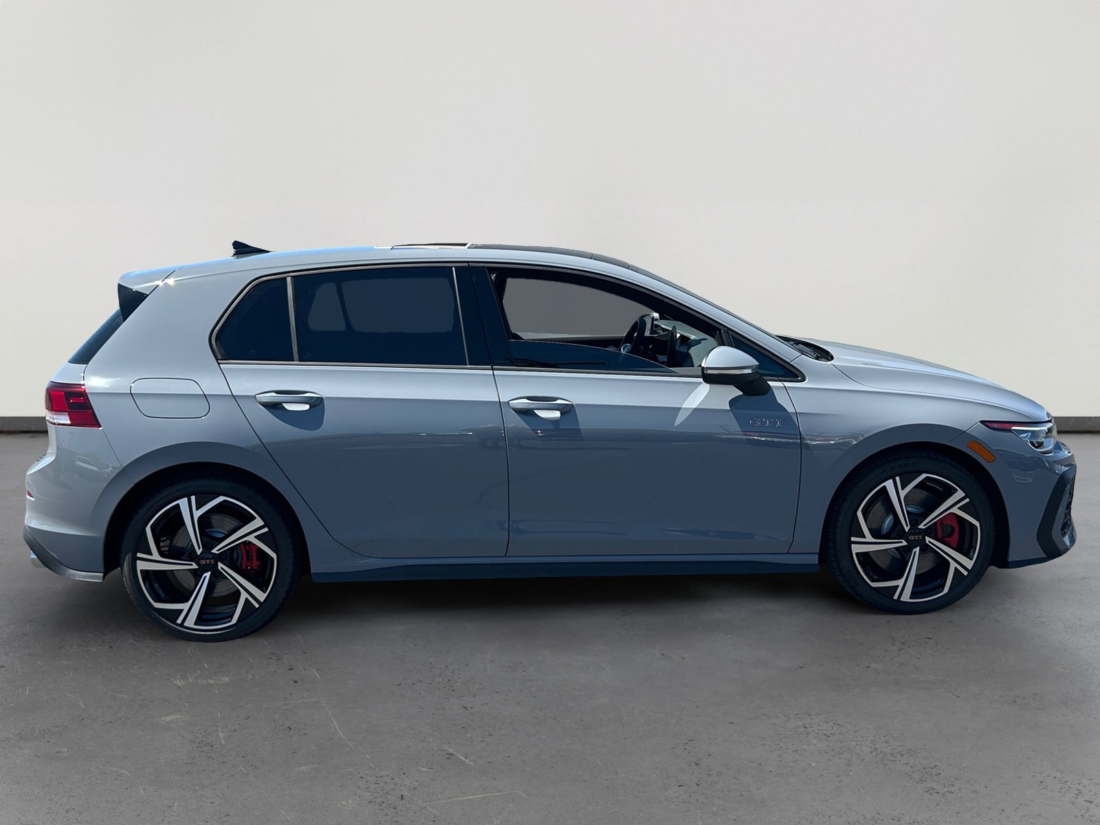 New 2026 Volkswagen Golf SE FWD image 6