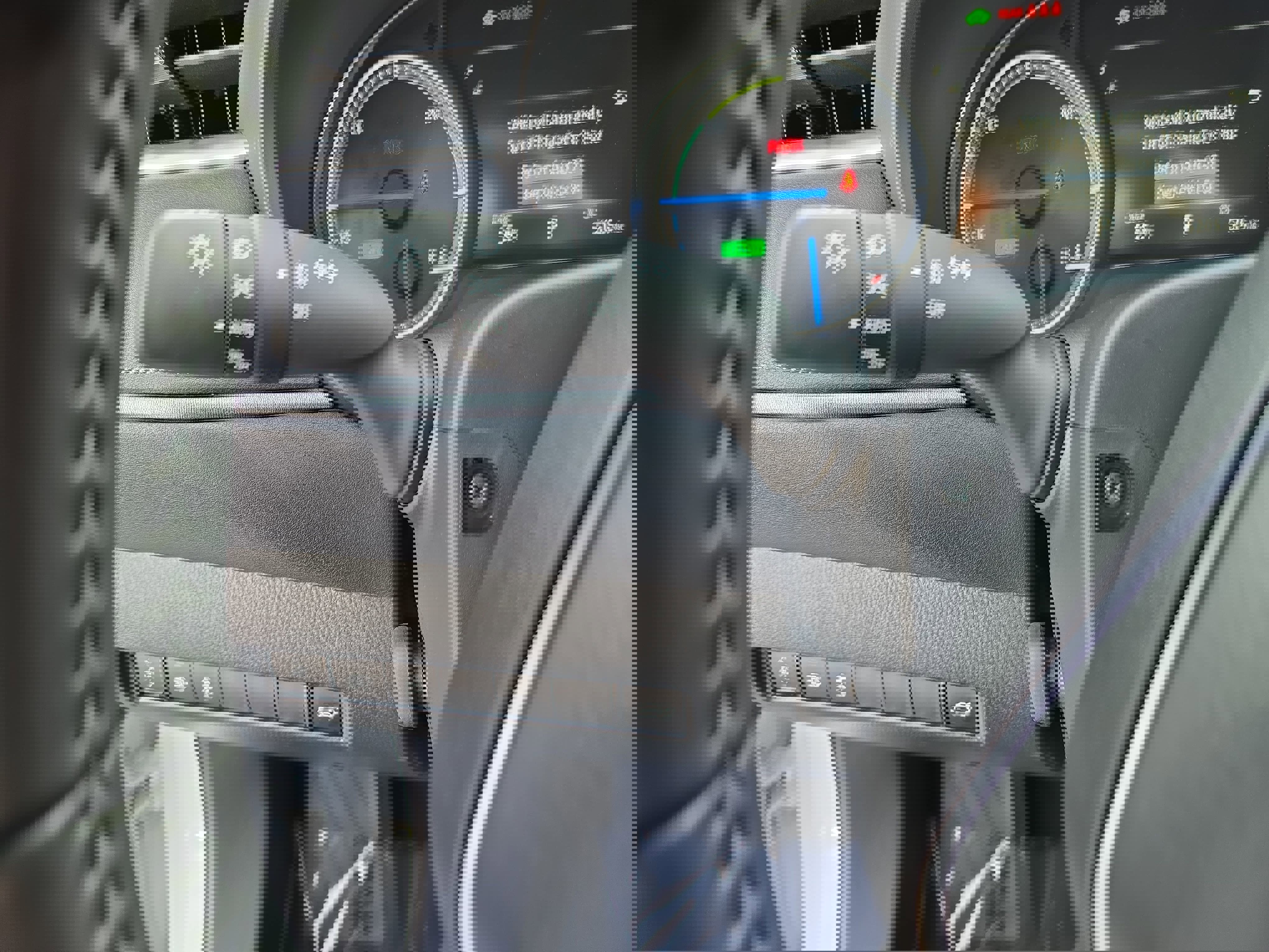 Certified 2024 Toyota Venza XLE image 28