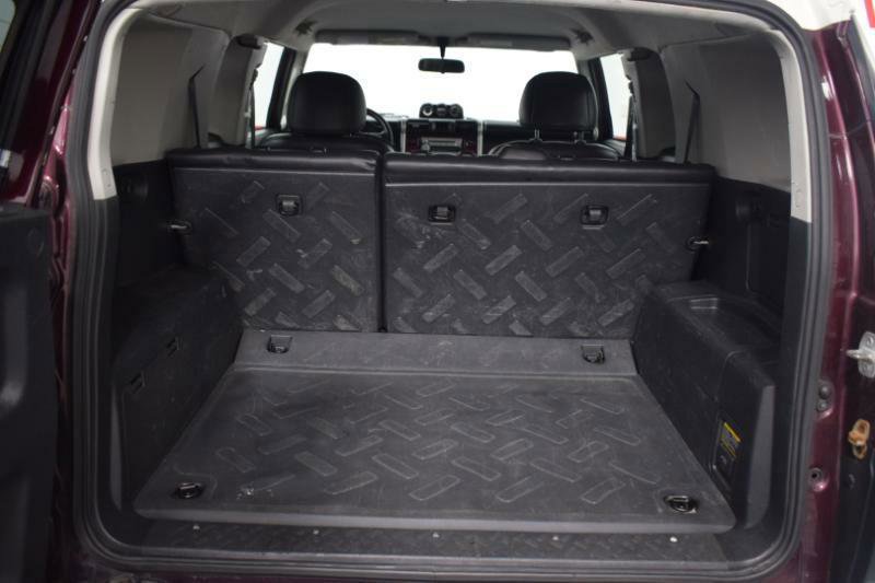 Used 2007 Toyota FJ Cruiser 2WD image 17