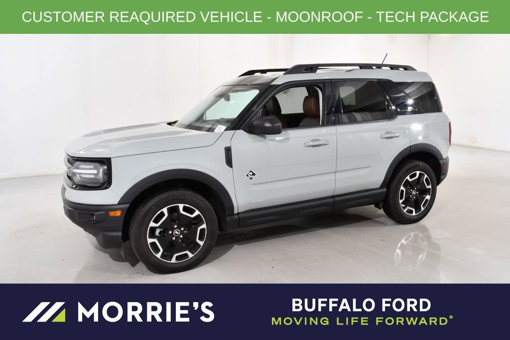 Used 2023 Ford Bronco Sport Outer Banks w/ Tech Package AWD/4WD image 1