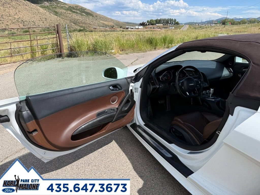 Used 2011 Audi R8 V10 AWD/4WD image 11