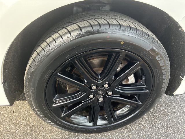 Used 2023 Ford Edge ST-Line image 16