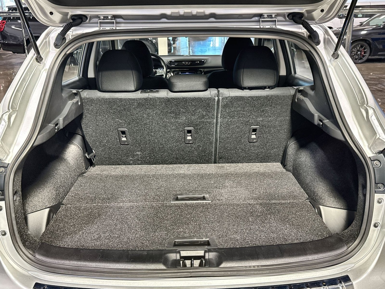 Used 2022 Nissan Rogue Sport SV image 35