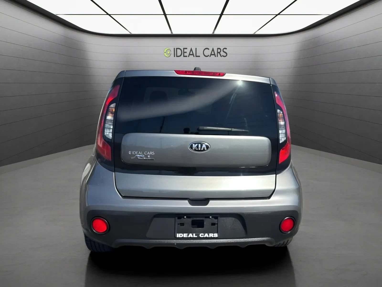 Used 2018 Kia Soul FWD image 6