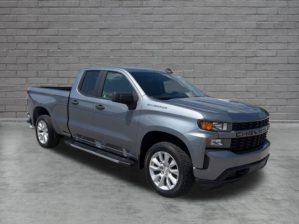 Used 2019 Chevrolet Silverado 1500 Custom w/ Custom Value Package AWD/4WD image 8
