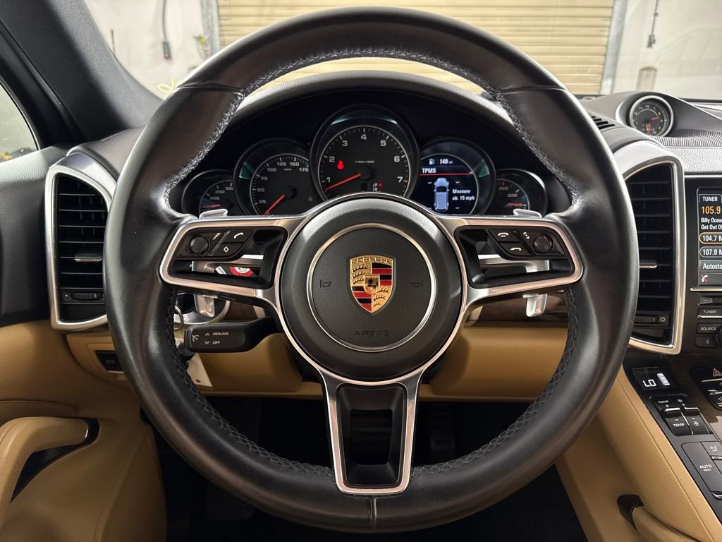 Used 2016 Porsche Cayenne Base w/ Premium Package image 14