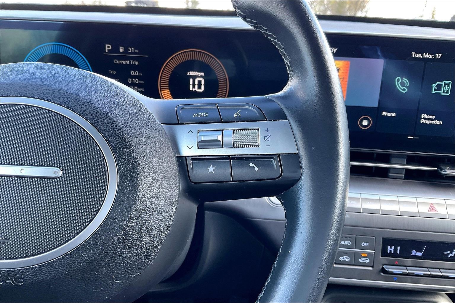 Certified 2024 Hyundai Kona SEL image 12