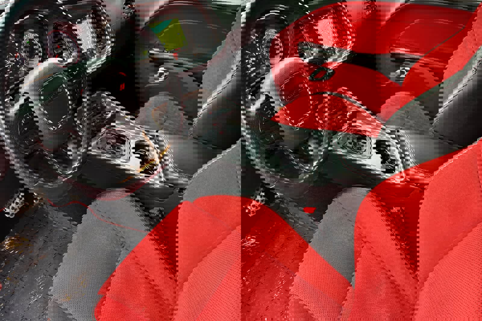 Used 2021 Dodge Challenger R/T w/ Plus Package image 11