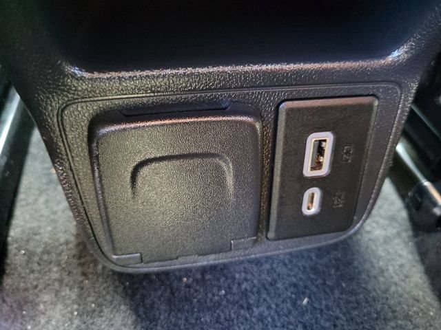 Used 2022 Chevrolet TrailBlazer LT w/ Convenience Package AWD/4WD image 12