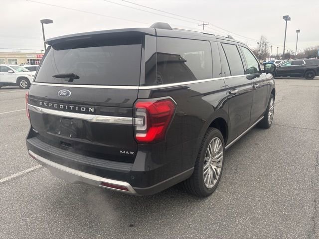 Used 2023 Ford Expedition Max Limited image 5