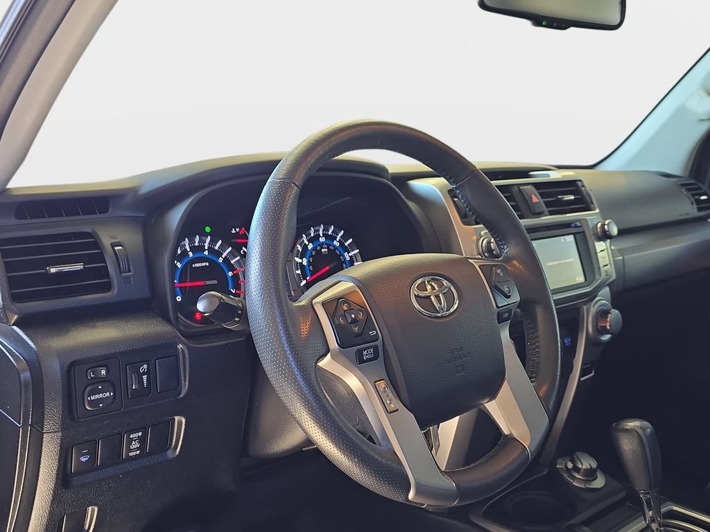 Used 2019 Toyota 4Runner SR5 Premium AWD/4WD image 17