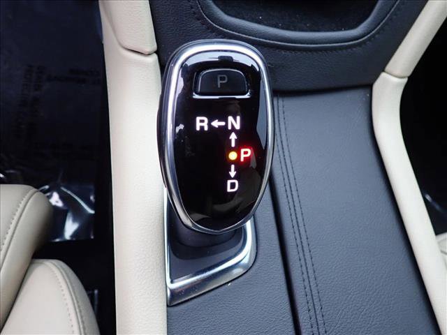 Used 2017 Cadillac XT5 Luxury w/ Driver Awareness Package image 25