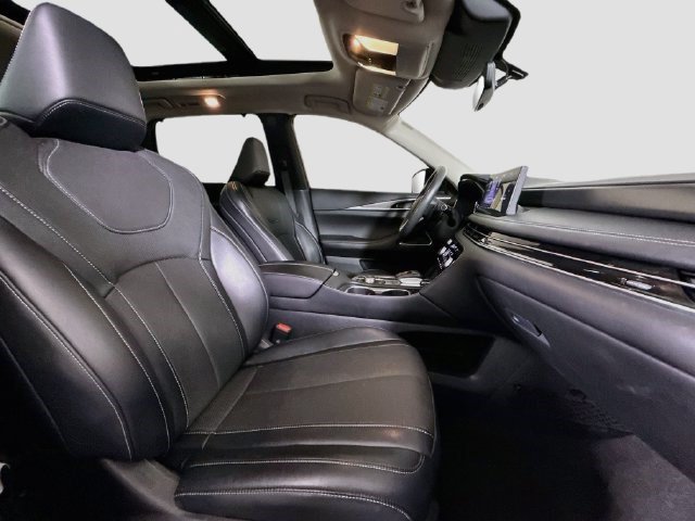 Used 2023 INFINITI QX60 Luxe w/ Performance Audio Package AWD/4WD image 28