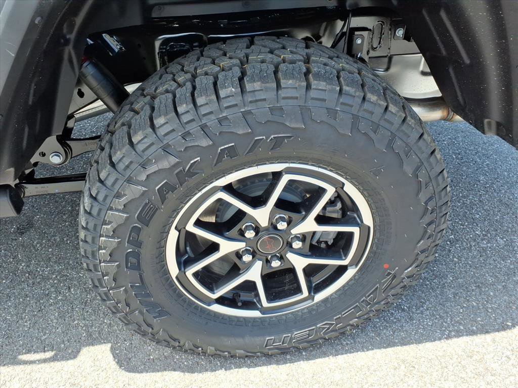 New 2026 Jeep Gladiator Rubicon AWD/4WD image 8