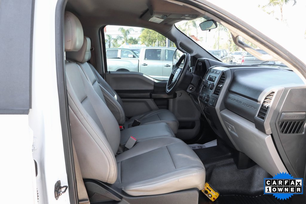 Used 2017 Ford F450 XL w/ Power Equipment Group image 35