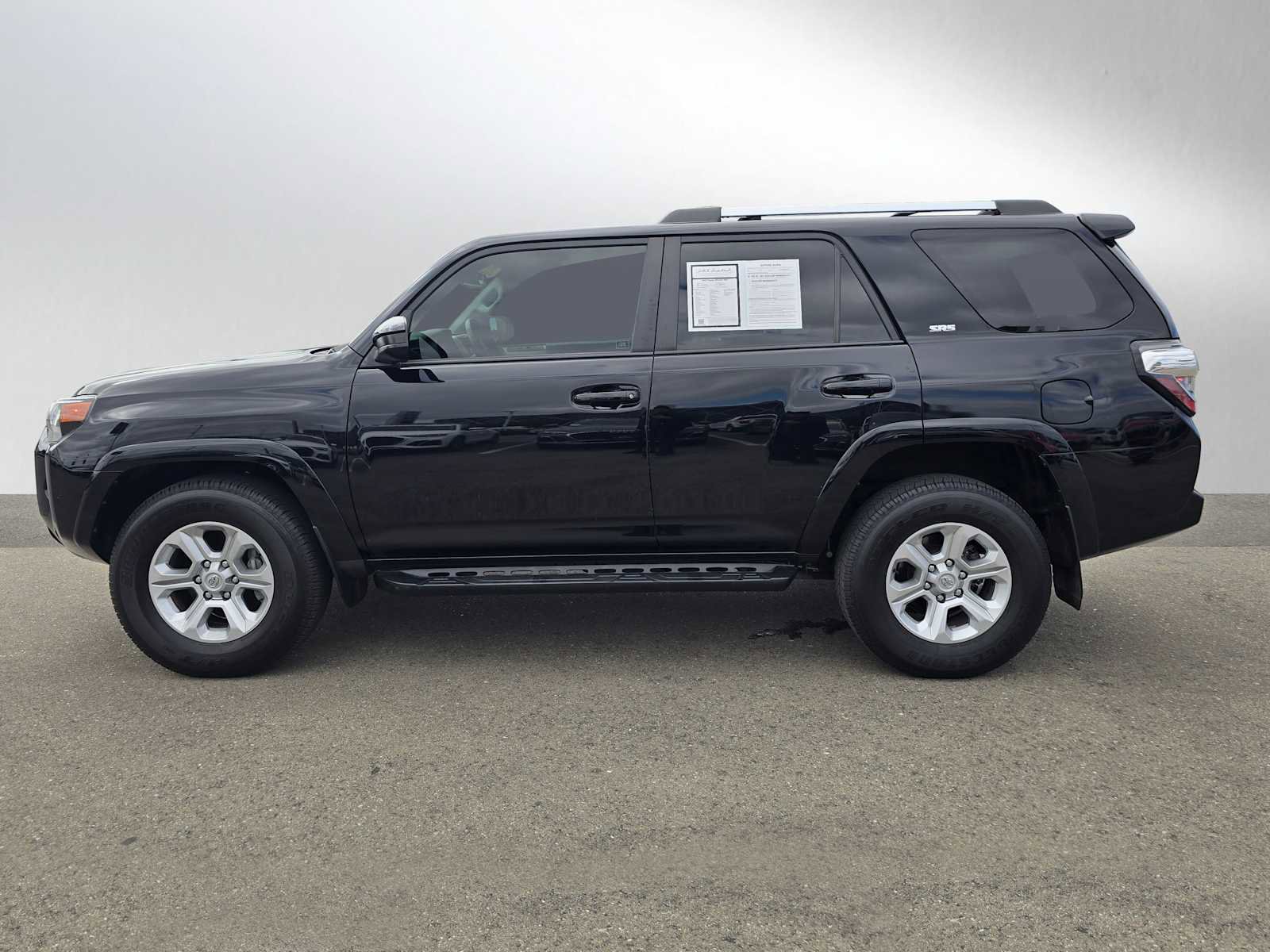 Used 2023 Toyota 4Runner SR5 image 40
