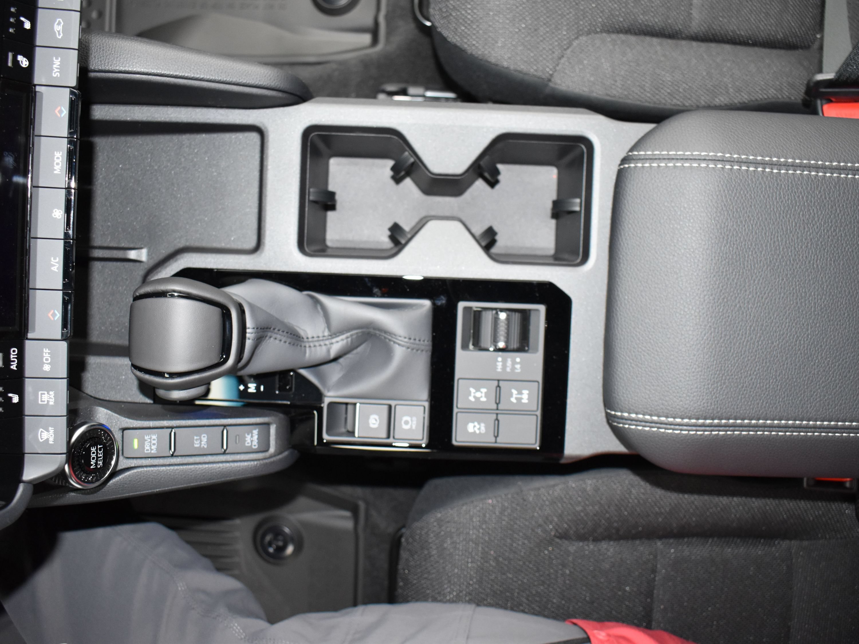 Used 2026 Toyota Land Cruiser 1958 AWD/4WD image 18
