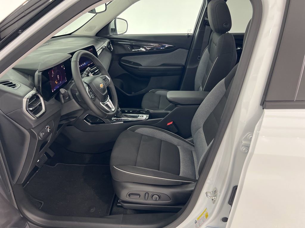 New 2026 Chevrolet TrailBlazer LT w/ Convenience Package image 17