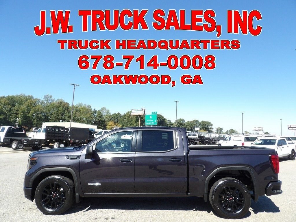 Used 2022 GMC Sierra 1500 Elevation RWD image 2