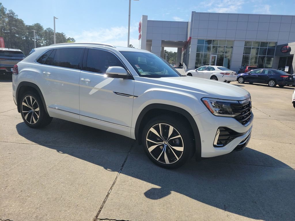 Used 2024 Volkswagen Atlas Cross Sport SEL Premium R-Line image 9