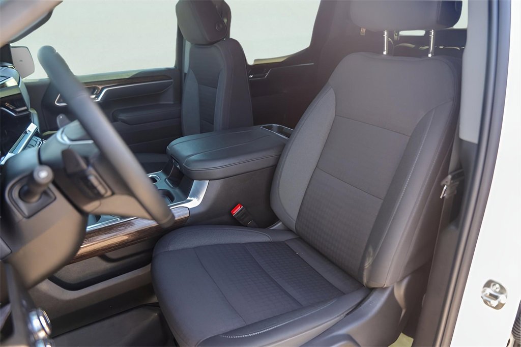 Certified 2025 GMC Sierra 1500 Elevation image 10